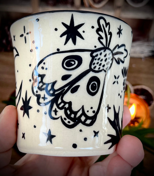 Moth Cup