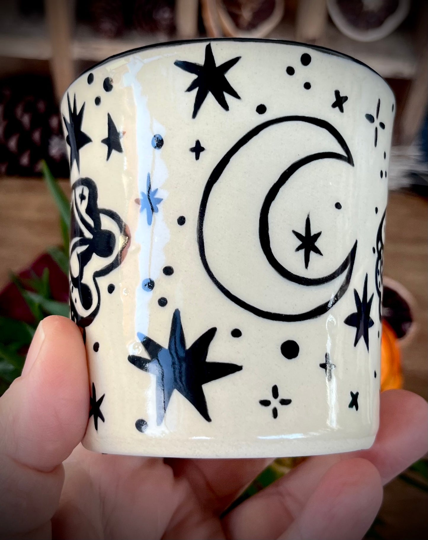 Moth Cup
